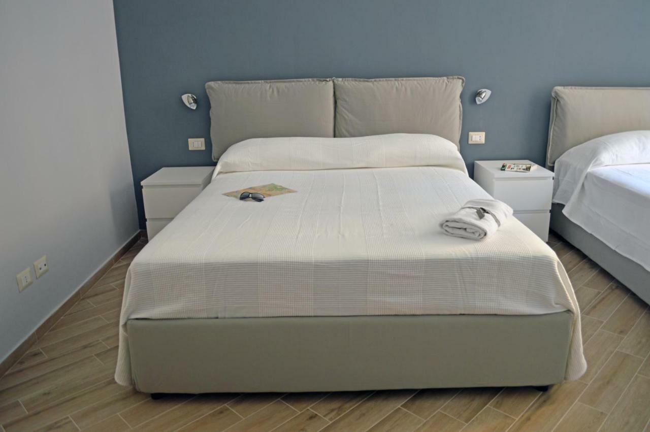 Colosshouse Guest House Rzym Zewnętrze zdjęcie