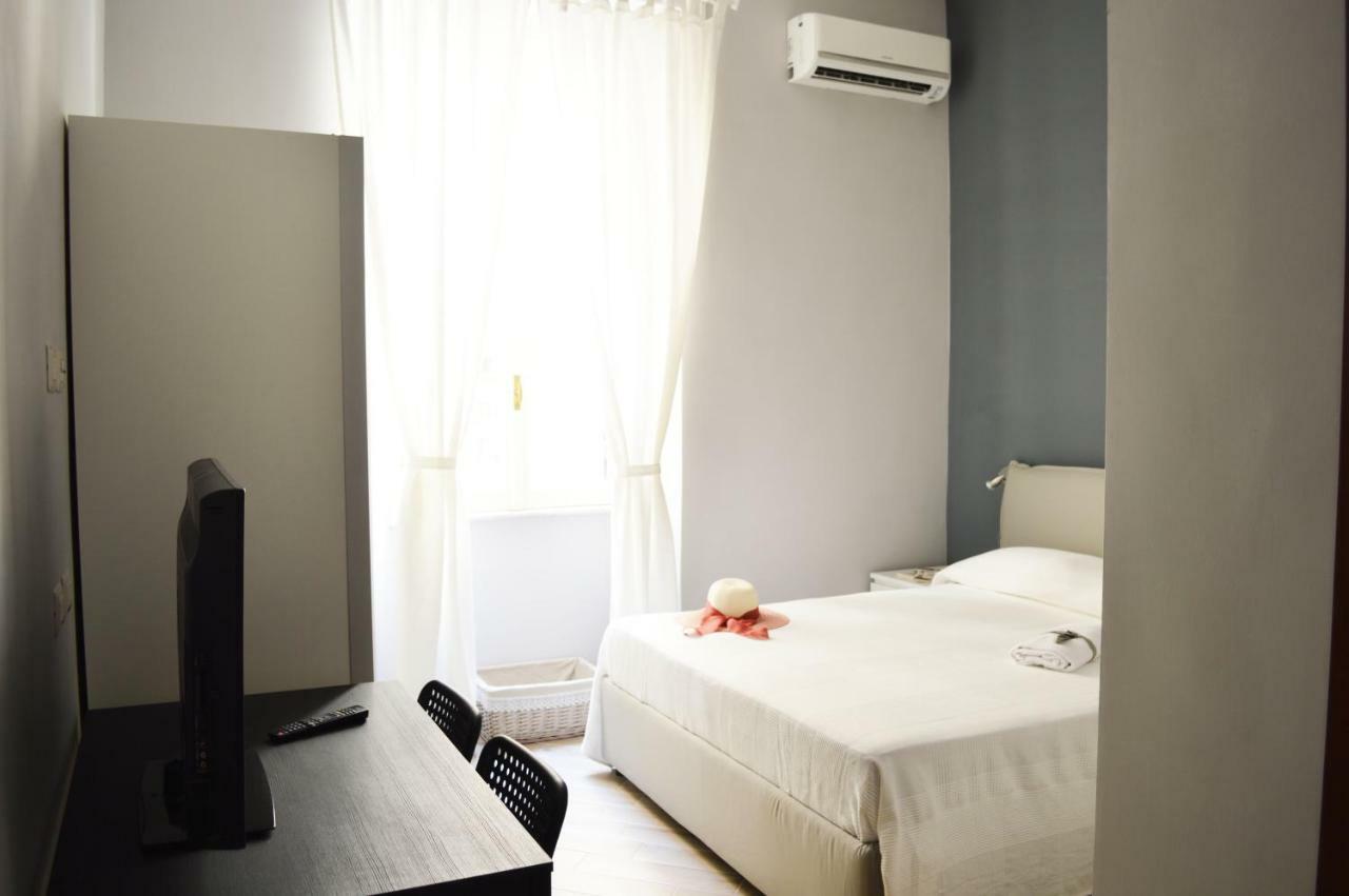 Colosshouse Guest House Rzym Zewnętrze zdjęcie